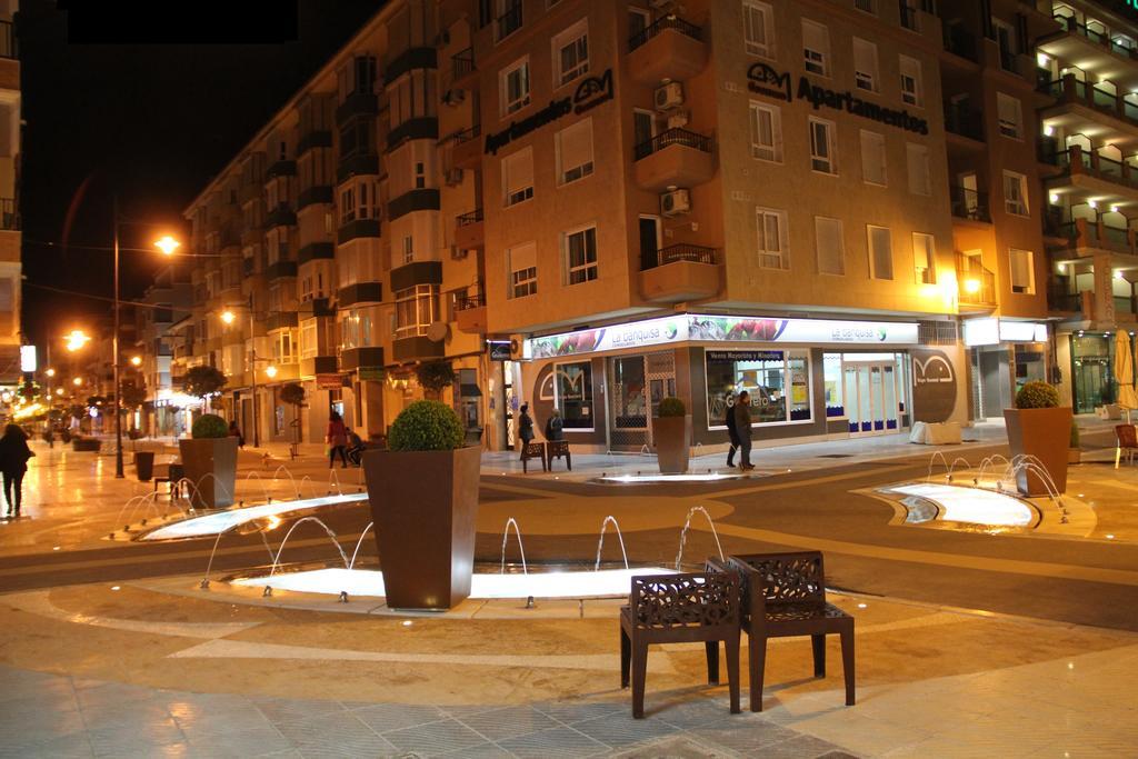 Apartamentos Guerrero Torre Del Mar Eksteriør billede