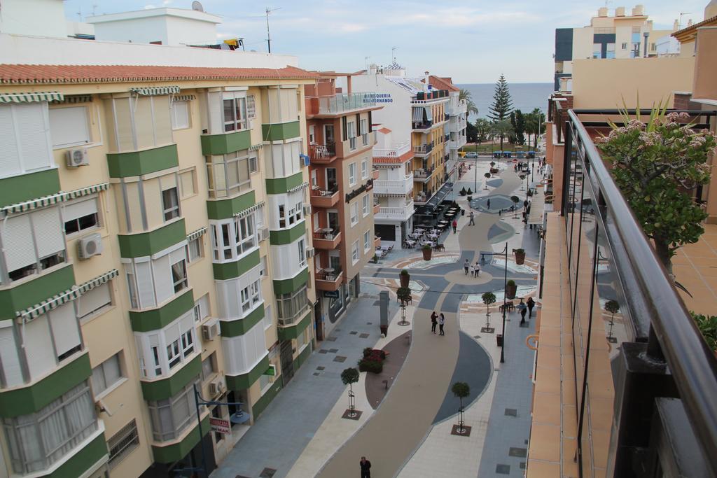 Apartamentos Guerrero Torre Del Mar Eksteriør billede