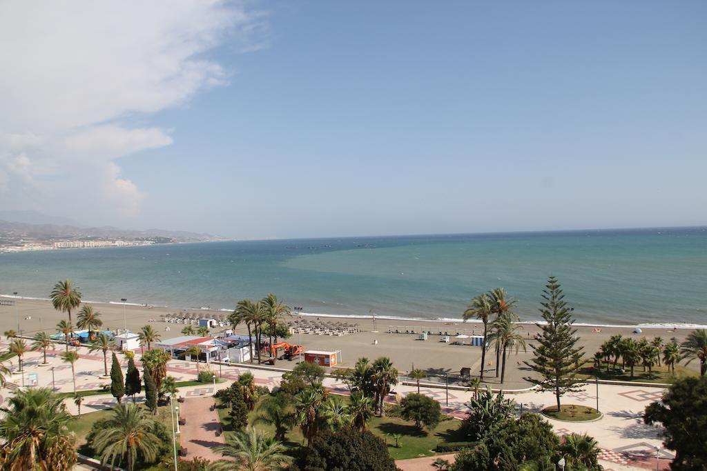 Apartamentos Guerrero Torre Del Mar Eksteriør billede