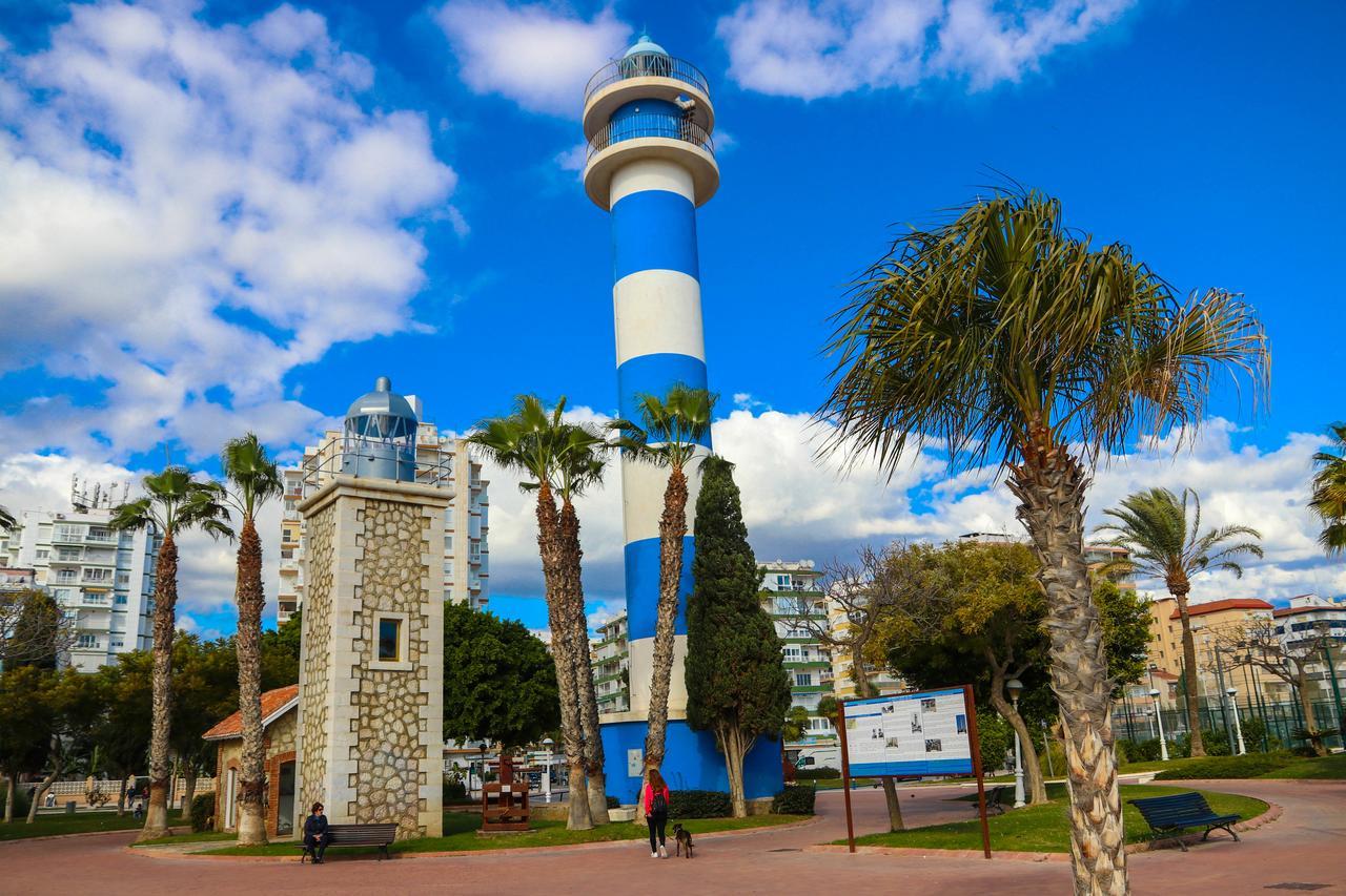 Apartamentos Guerrero Torre Del Mar Eksteriør billede