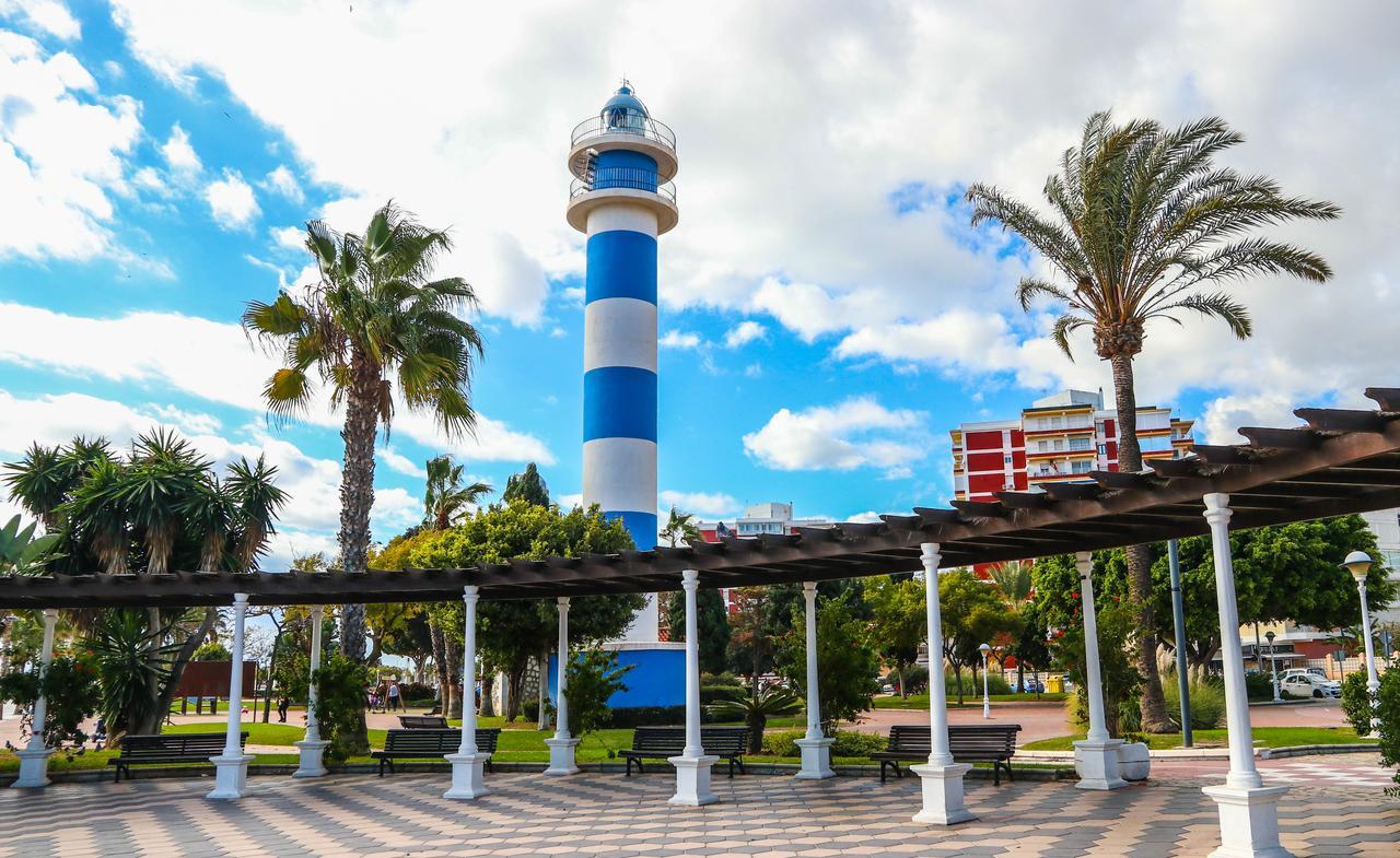 Apartamentos Guerrero Torre Del Mar Eksteriør billede