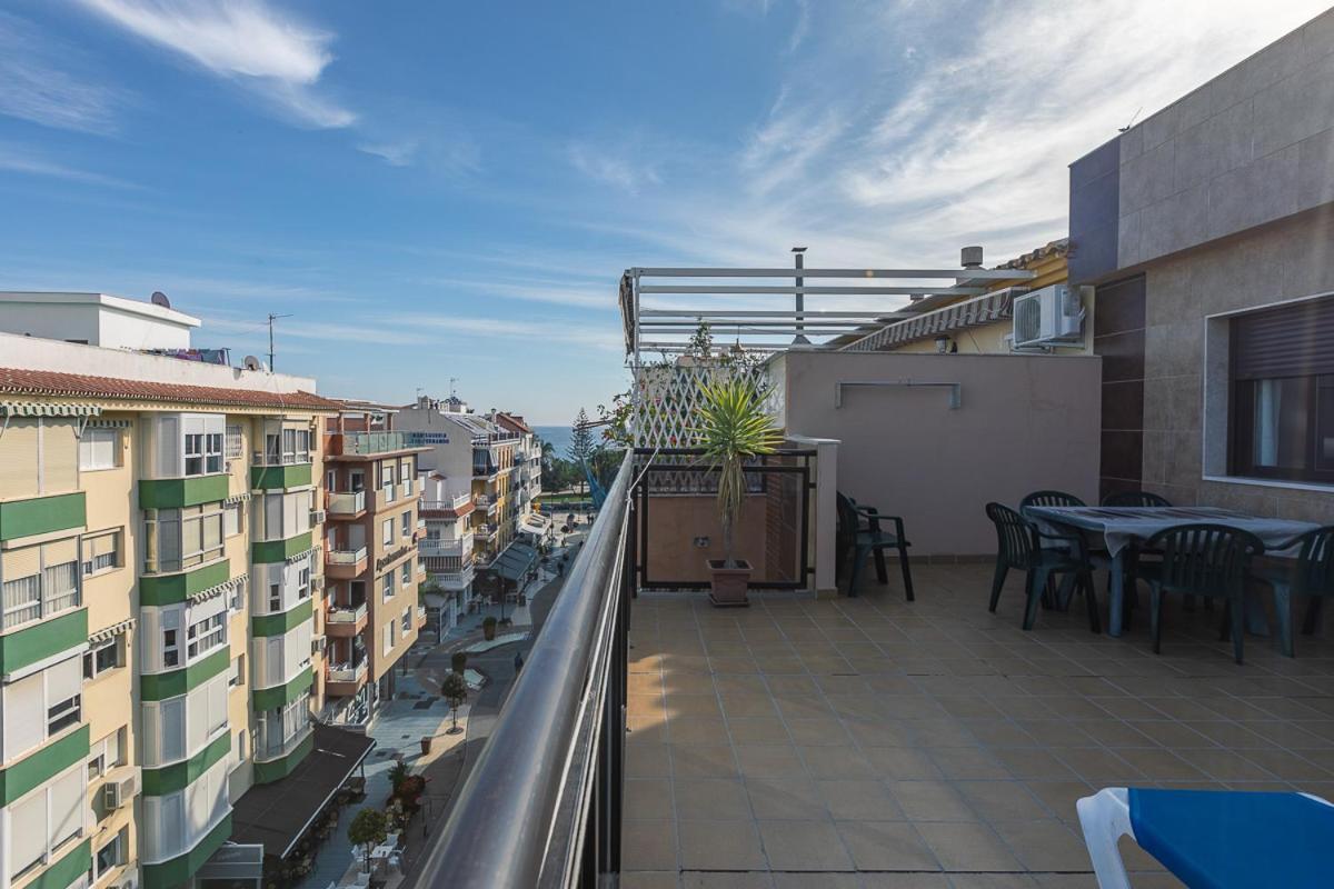 Apartamentos Guerrero Torre Del Mar Eksteriør billede