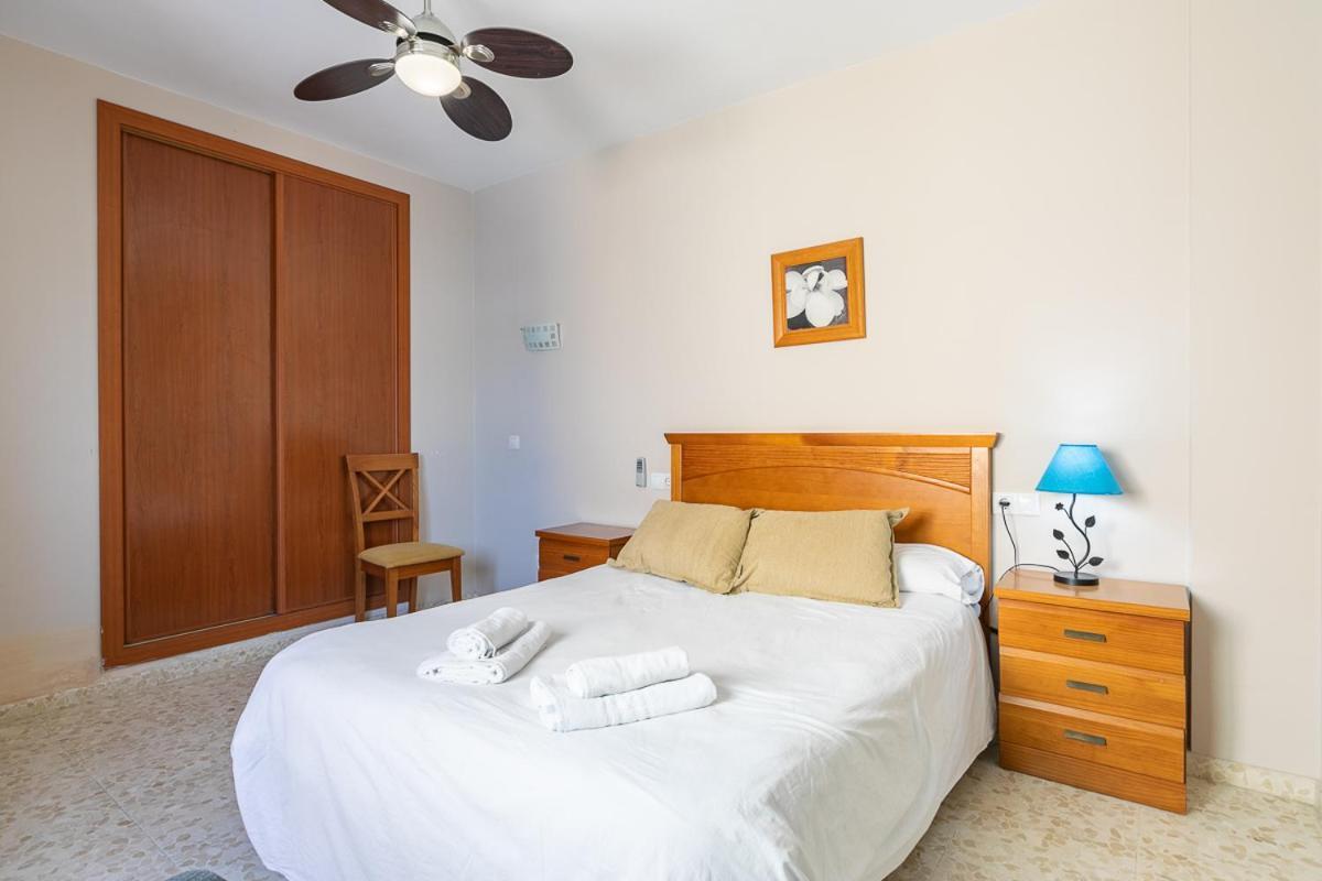 Apartamentos Guerrero Torre Del Mar Eksteriør billede