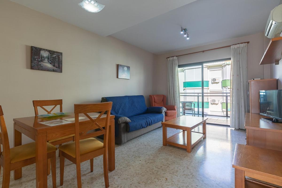 Apartamentos Guerrero Torre Del Mar Eksteriør billede