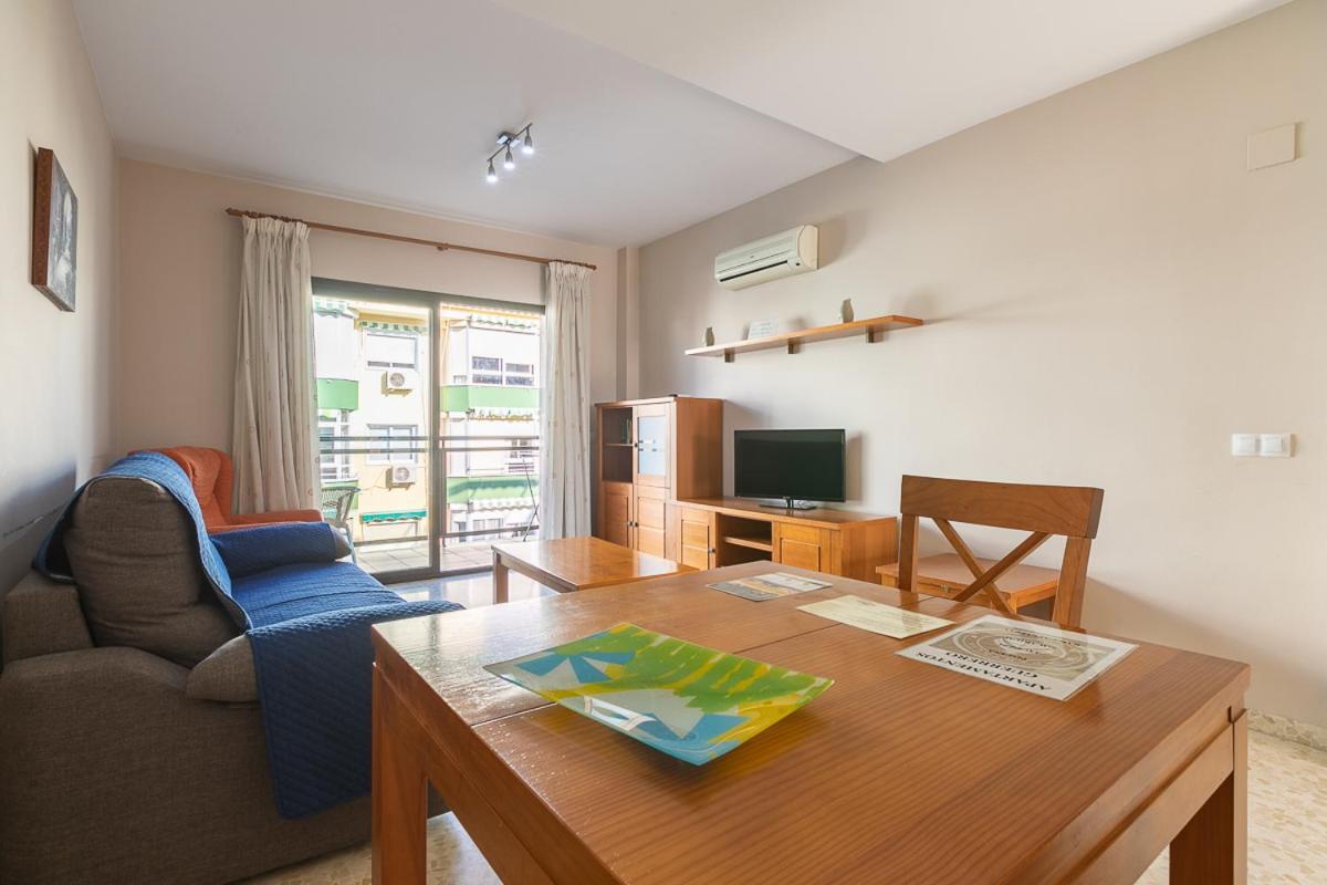 Apartamentos Guerrero Torre Del Mar Eksteriør billede